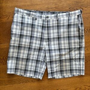Haggar | Men's Gray Plaid Shorts | Size 42